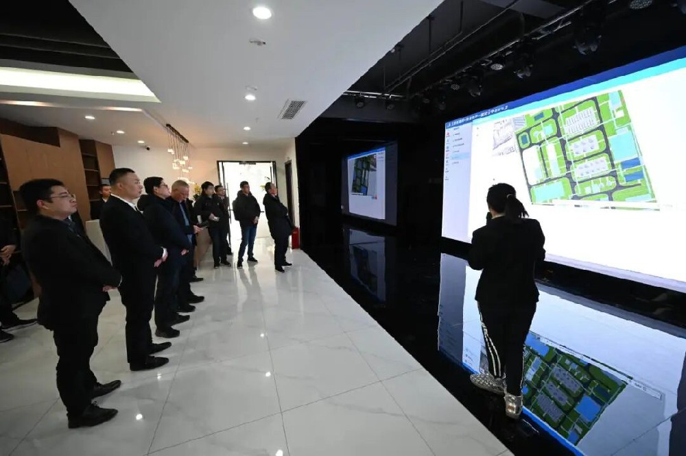 應(yīng)急管理部調(diào)研組在超信集團(tuán)調(diào)研“互聯(lián)網(wǎng)+特種作業(yè)人員綜合管理服務(wù)”系統(tǒng)建設(shè)試點工作